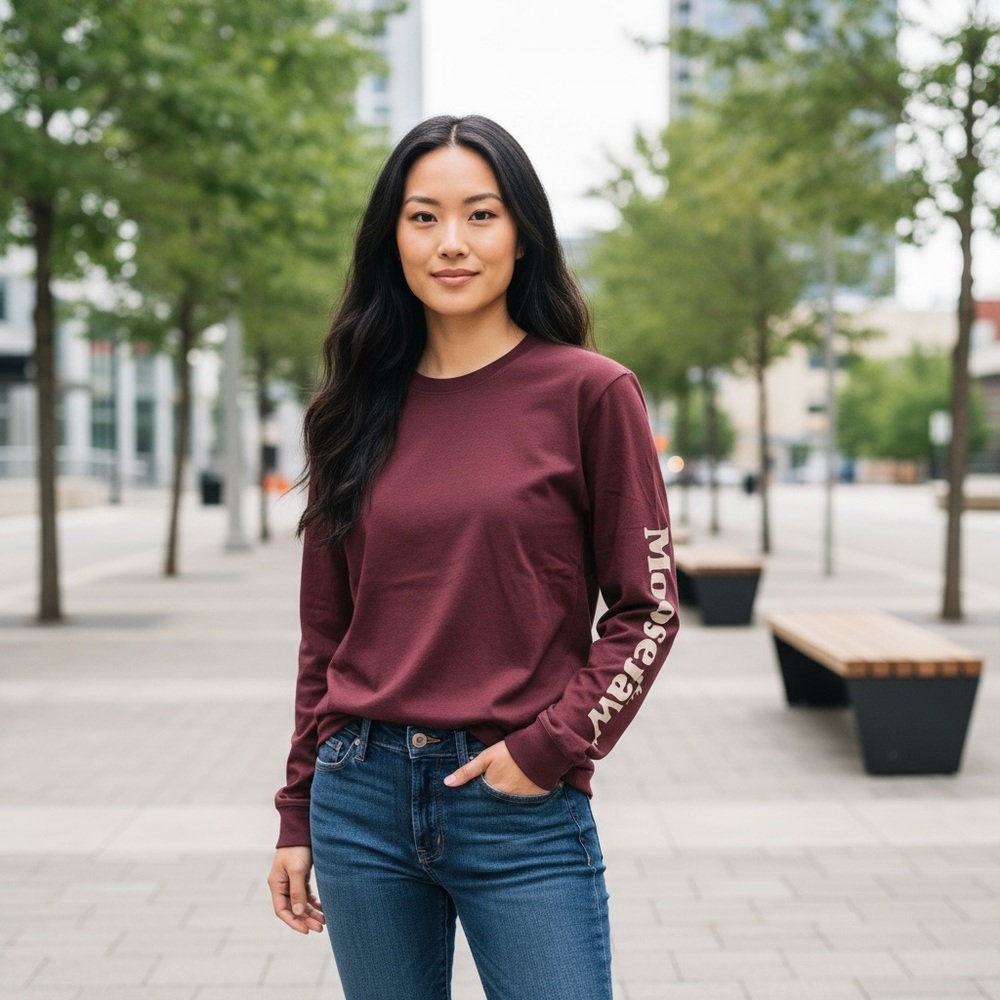 Moosejaw Womens Long Sleeve Logo Tee Casual Outdoor Lifestyle T-shirt Top Med